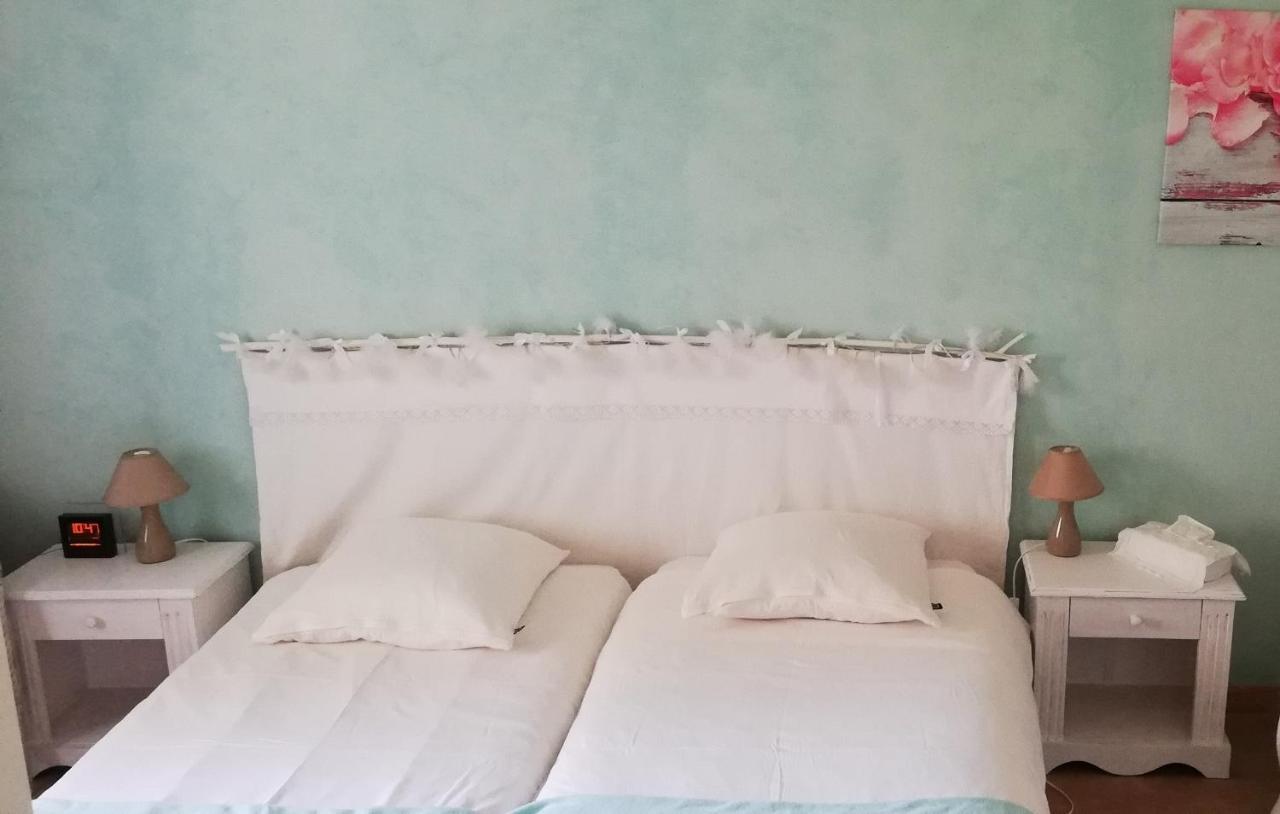 Chambre D'Hote En Vallee Du Loir - Elevage Des Rosiers Bazouges-sur-le-Loir Bagian luar foto