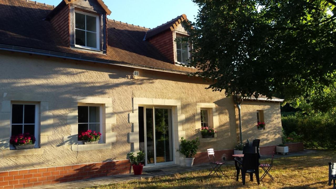 Chambre D'Hote En Vallee Du Loir - Elevage Des Rosiers Bazouges-sur-le-Loir Bagian luar foto